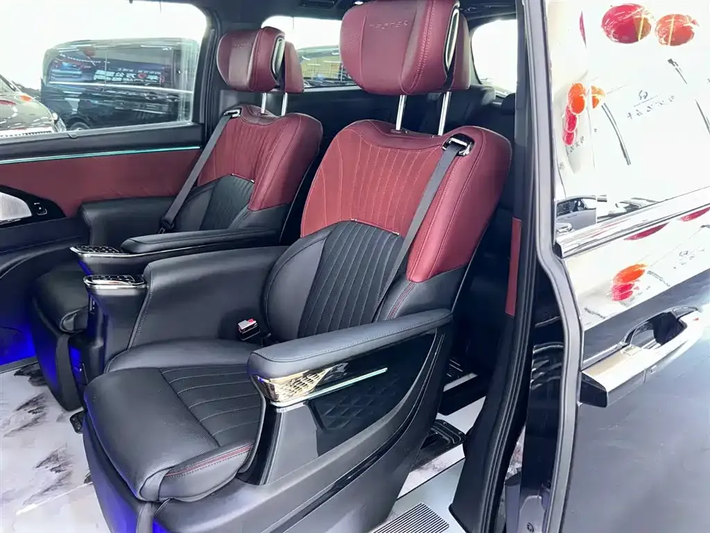 GAC Motor Trumpchi M8 — фото 3