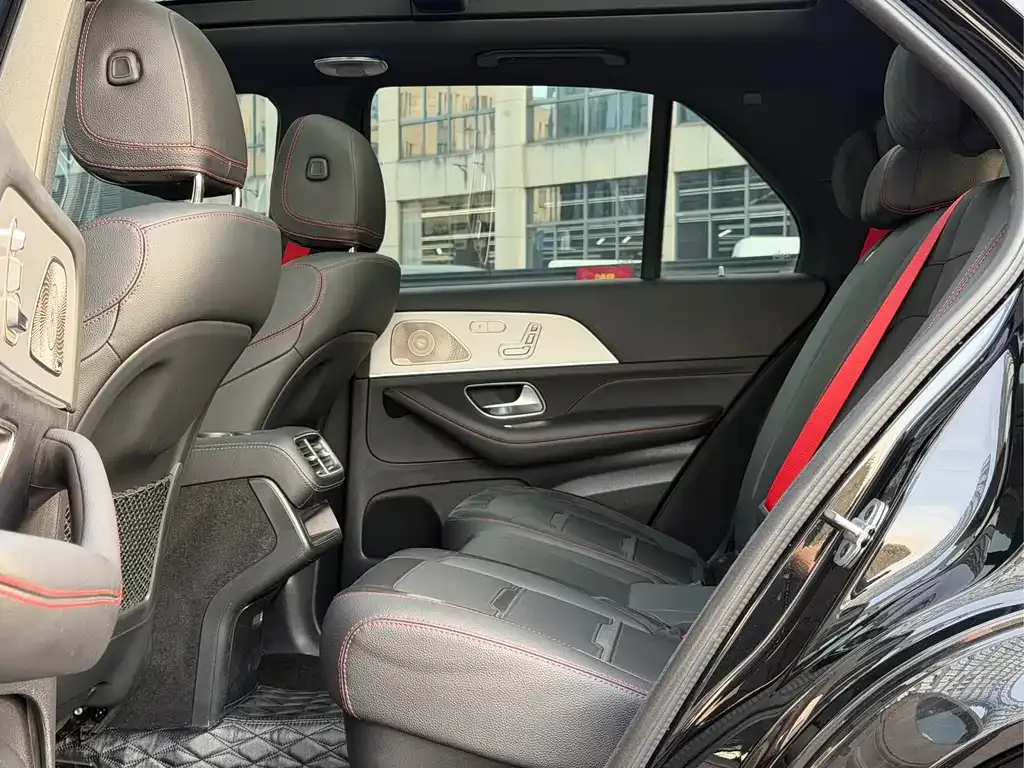Mercedes-Benz GLE AMG — фото 10