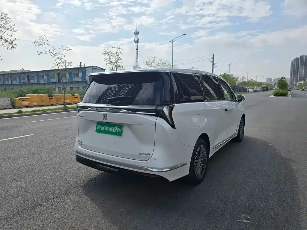Buick GL8 Hybrid 2024 из CN, фото 3
