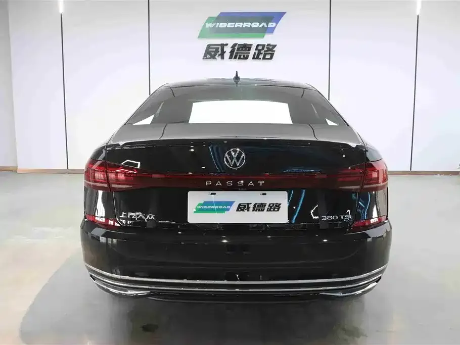 Volkswagen Passat — фото 2