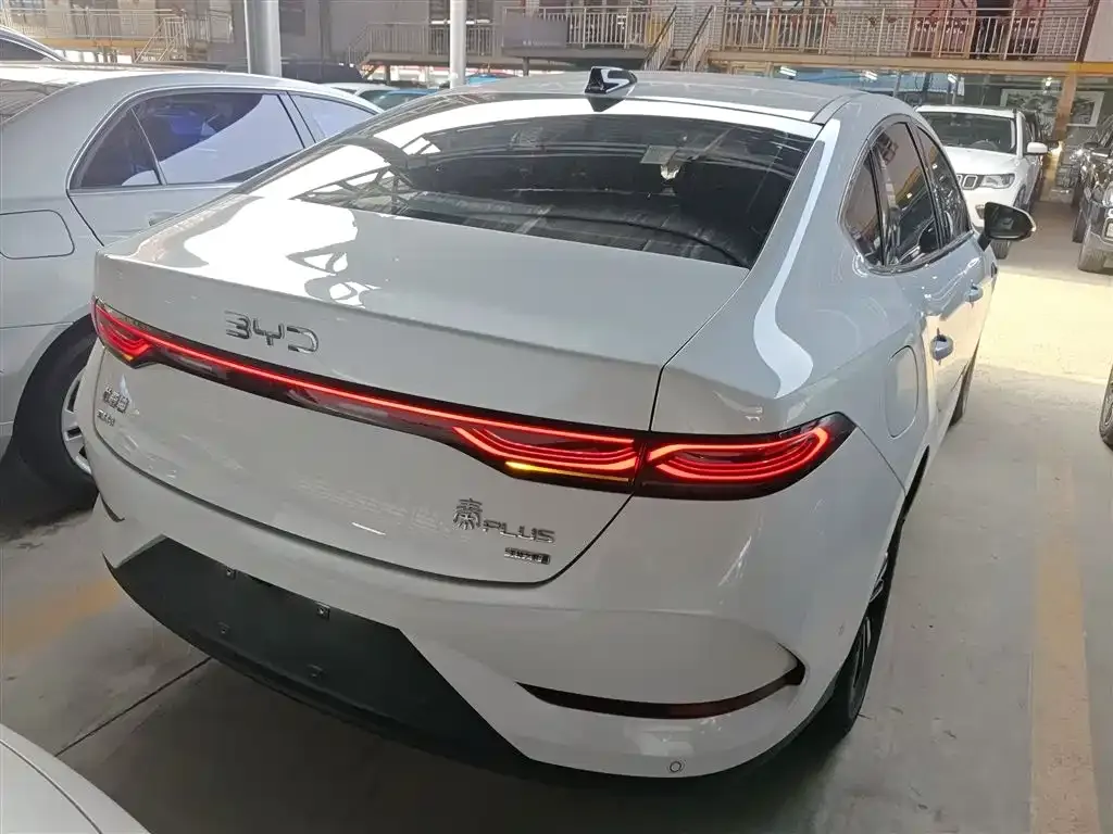 BYD Qin PLUS — фото 9