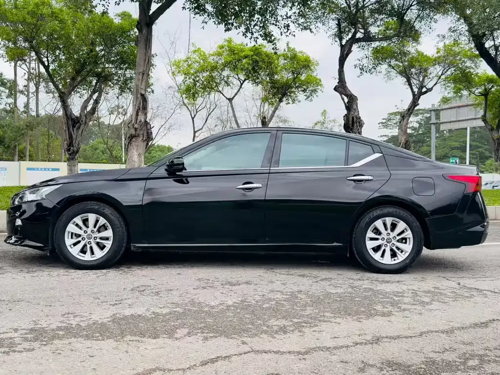 Nissan Teana 2022 из CN, фото 8