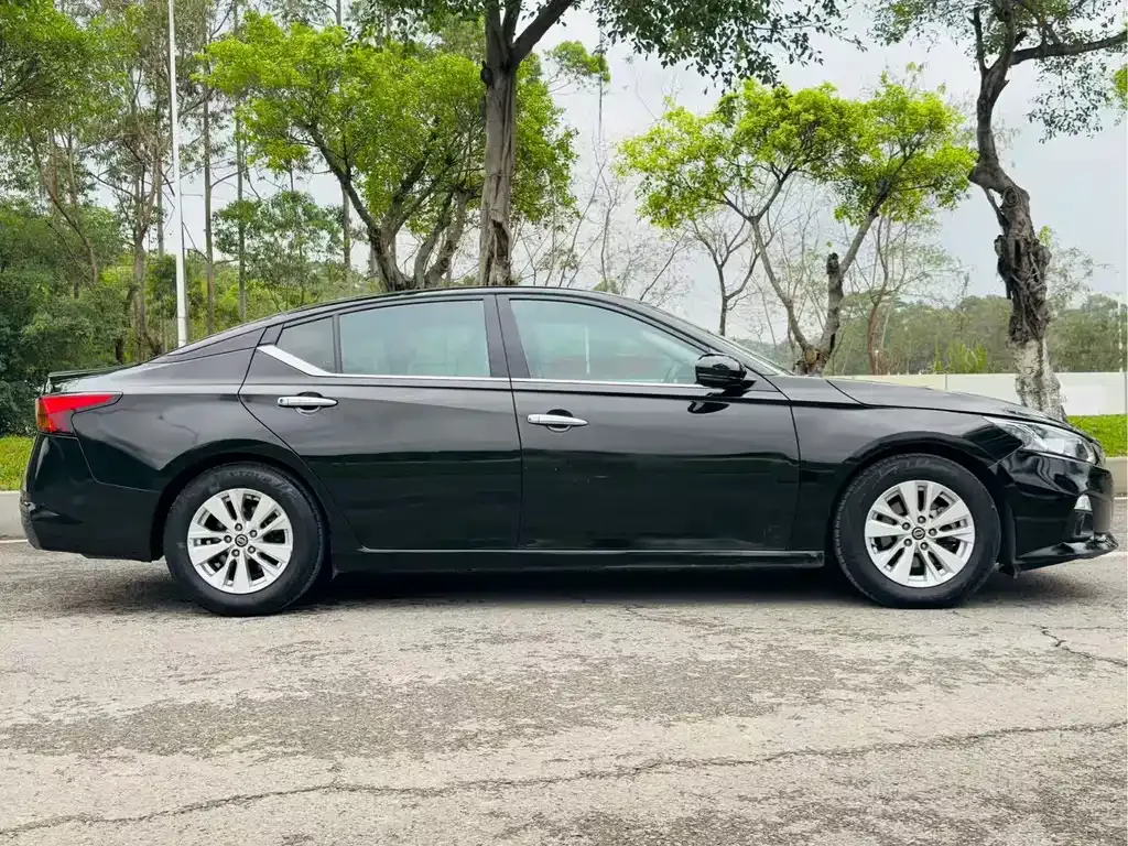Nissan Teana 2022 из CN, фото 6