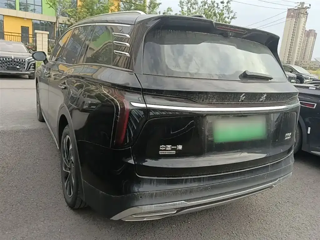 Hongqi HS7 PHEV — фото 4