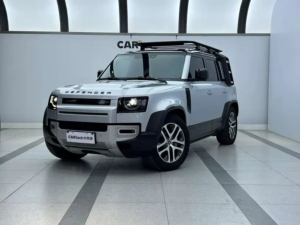 Land Rover Defender — фото 1