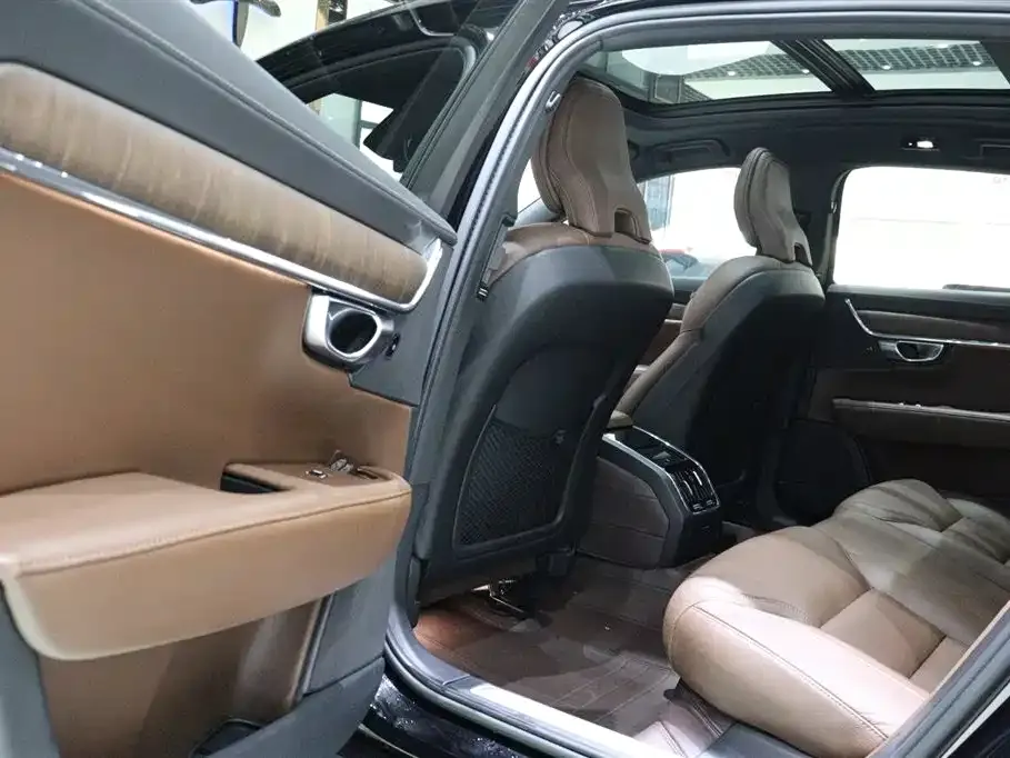 Volvo S90 — фото 3