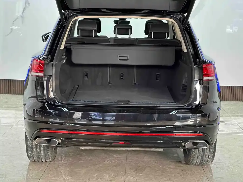 Volkswagen Touareg 2022 из CN, фото 3