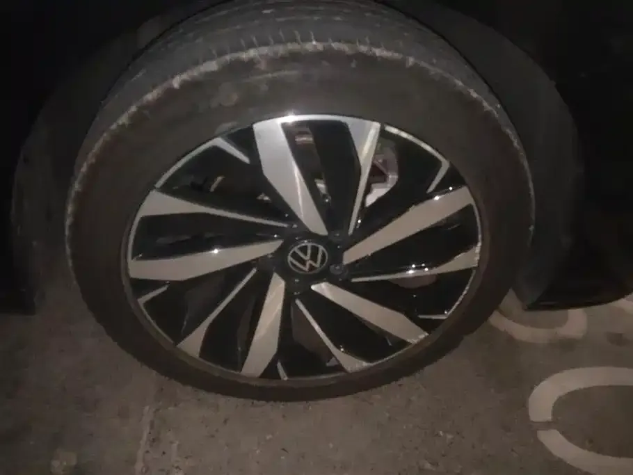 Volkswagen Passat — фото 2