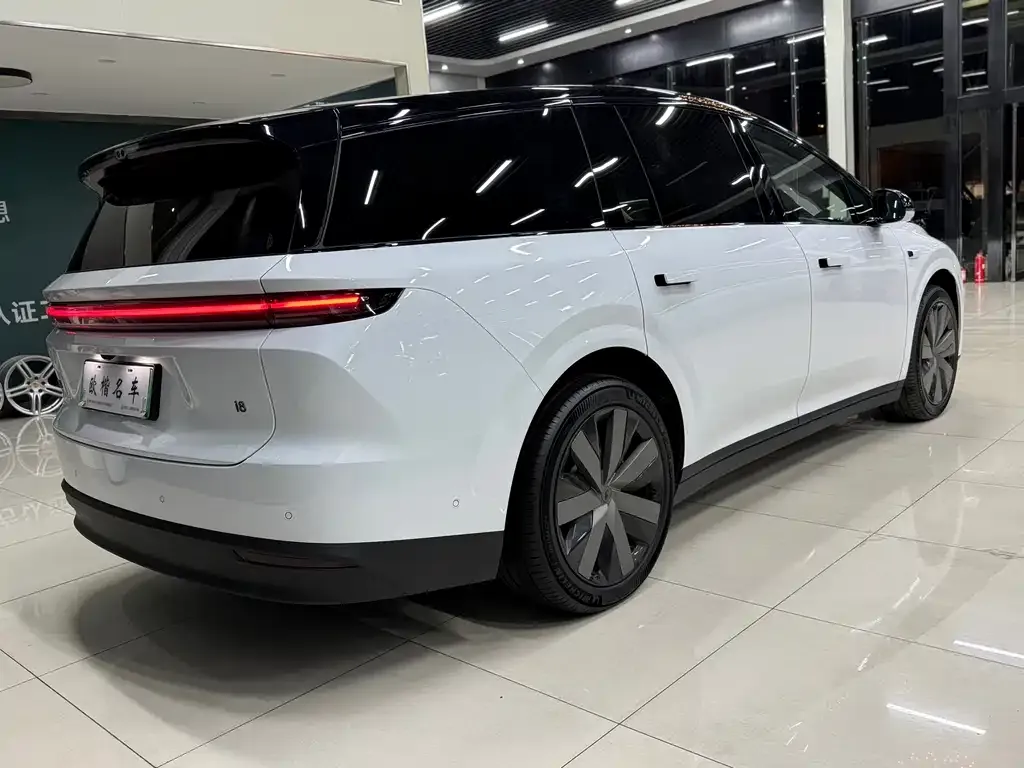 Li Auto i8 2025 из CN, фото 3