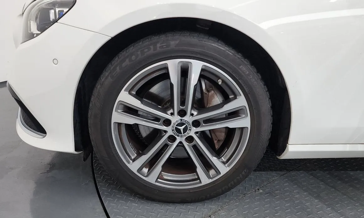 Mercedes-Benz E-Class 2021 из KR, фото 10