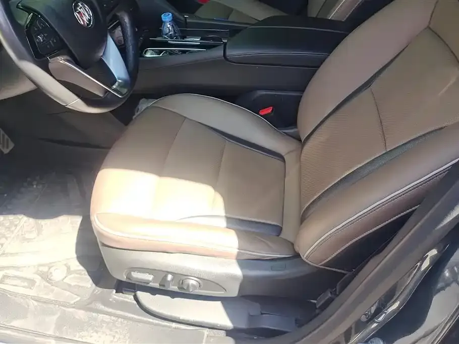 Buick Enclave — фото 10