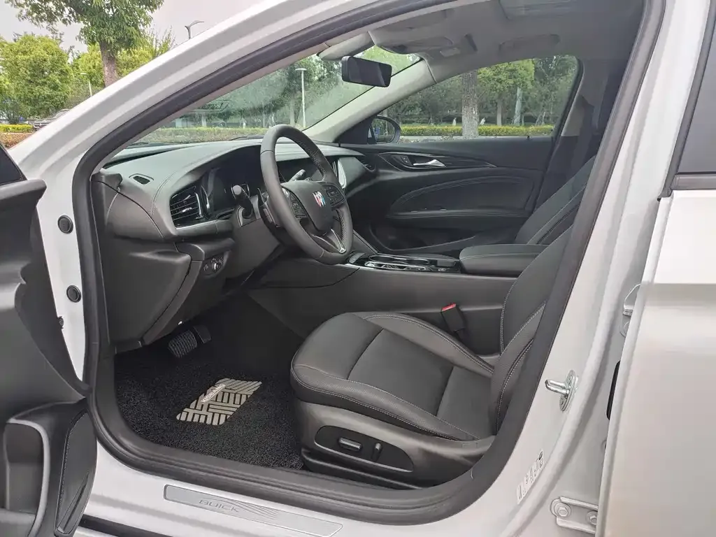 Buick Regal — фото 6