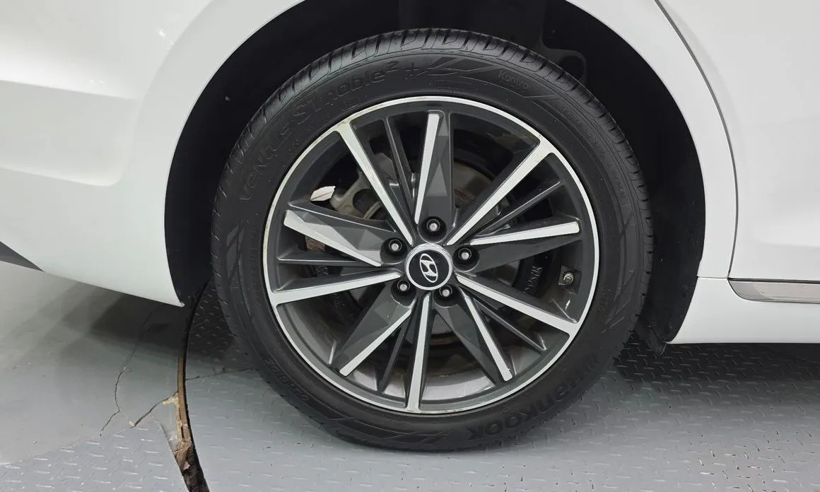 Hyundai Grandeur — фото 10
