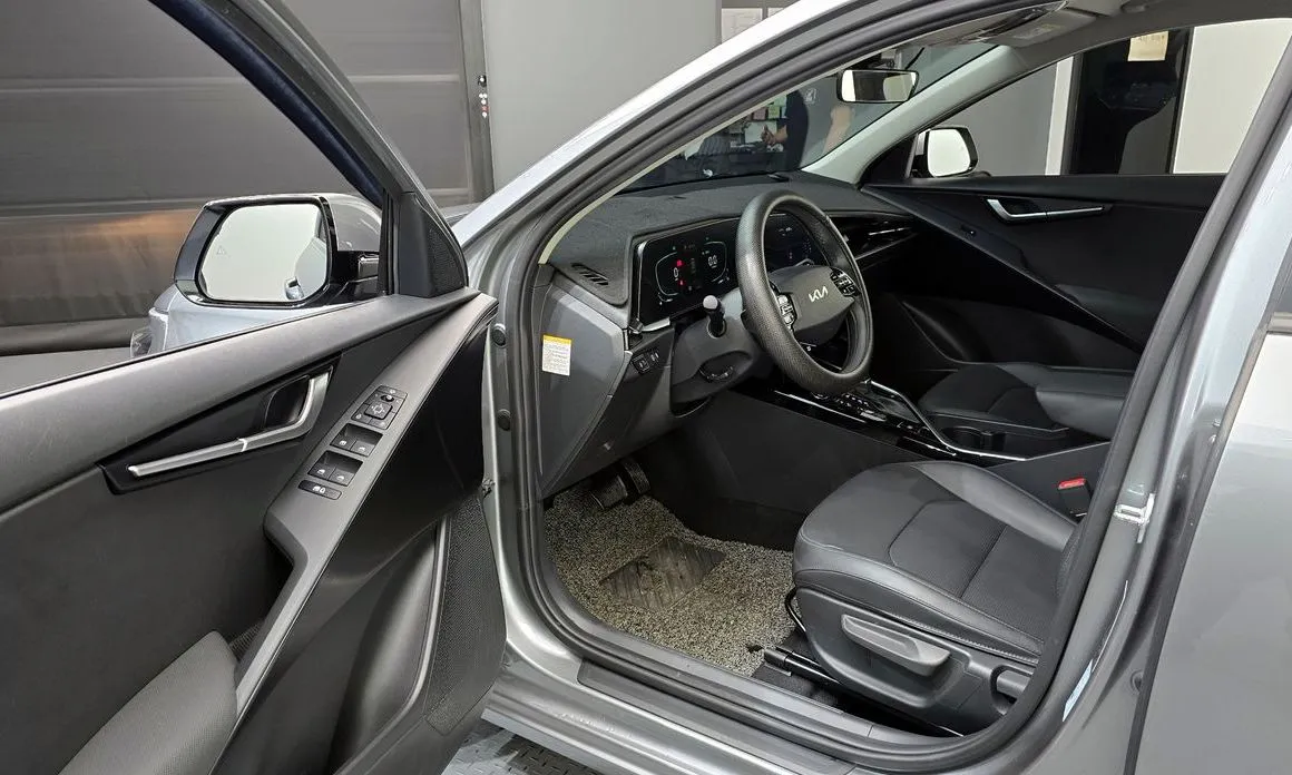 Kia Niro 2022 из KR, фото 8
