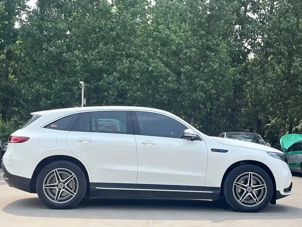 Mercedes-Benz EQC 2023 из CN, фото 9