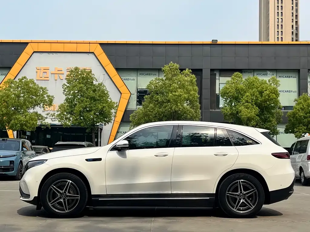 Mercedes-Benz EQC 2023 из CN, фото 10