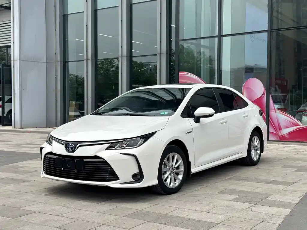 Toyota Corolla 2023 из CN, фото 1