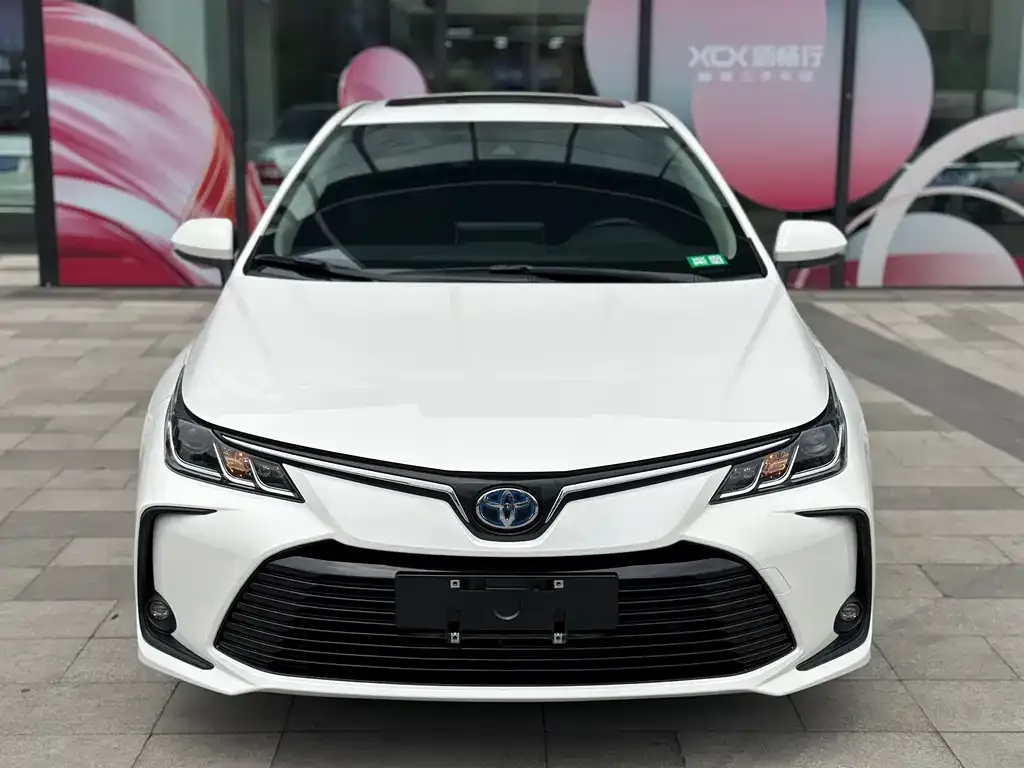 Toyota Corolla 2023 из CN, фото 3