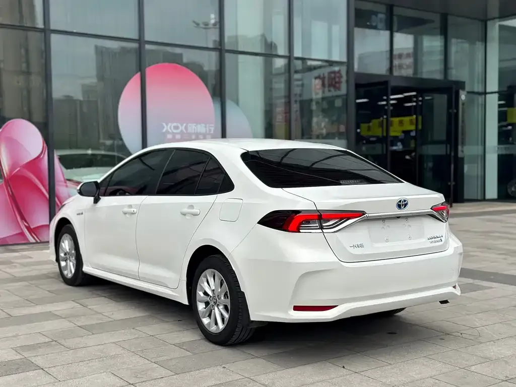 Toyota Corolla 2023 из CN, фото 10