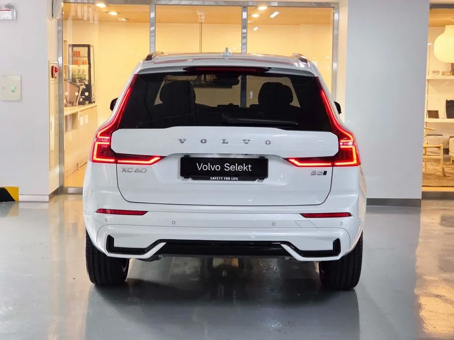 Volvo XC60 2026 из KR, фото 5