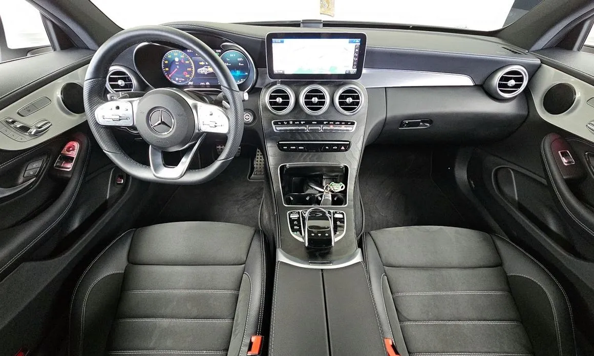 Mercedes-Benz C-Class 2022 из KR, фото 2