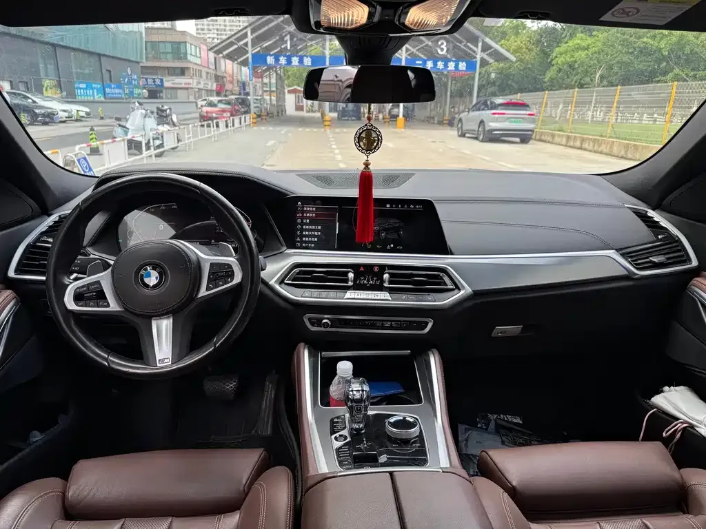 BMW X6 2024 из CN, фото 3