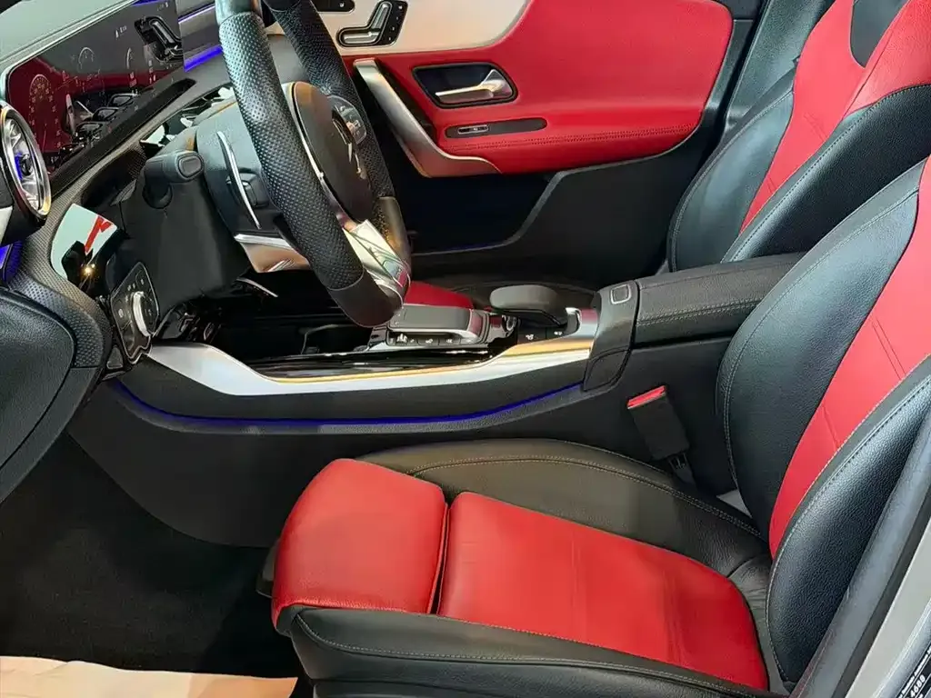 Mercedes-Benz A-Class AMG (Import) 2023 из CN, фото 6