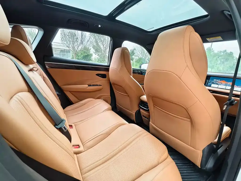 Geely Galaxy L7 2025 из CN, фото 9