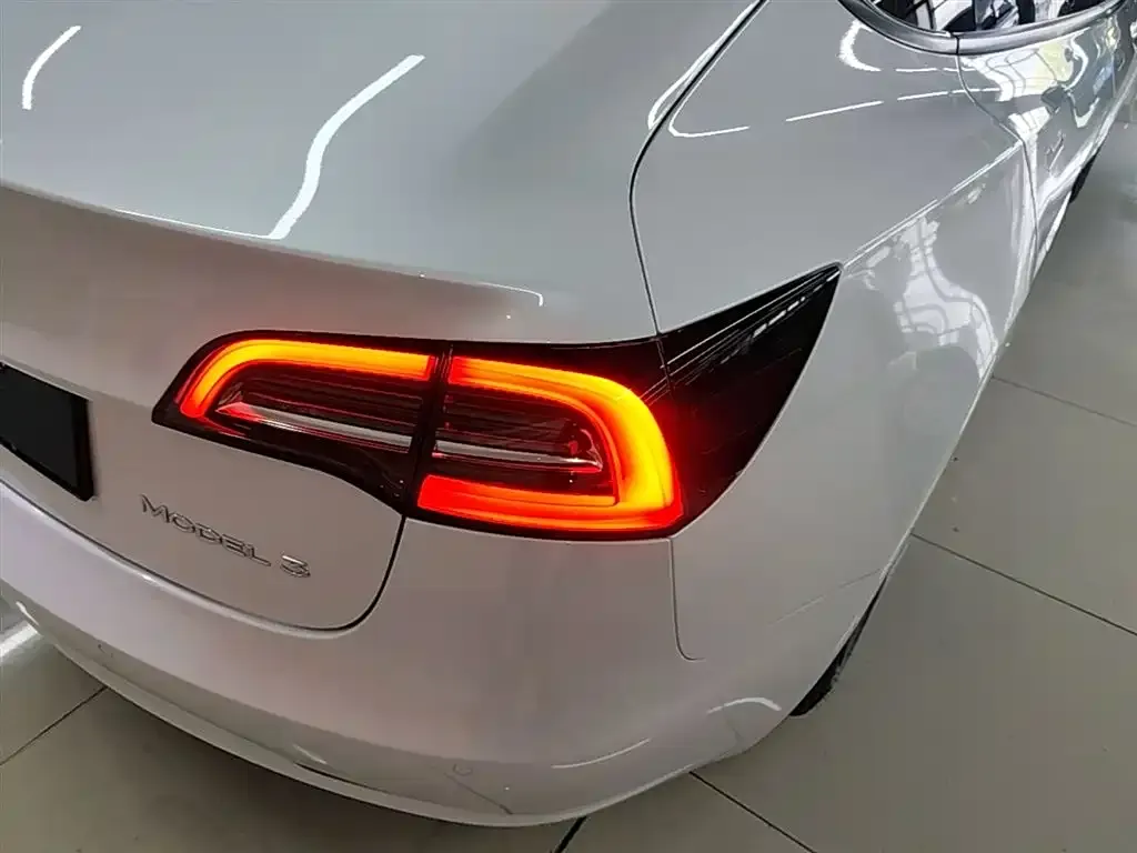Tesla Model 3 2023 из CN, фото 10