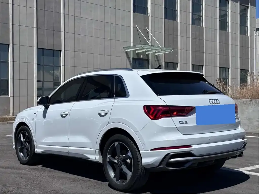 Audi Q3 — фото 3