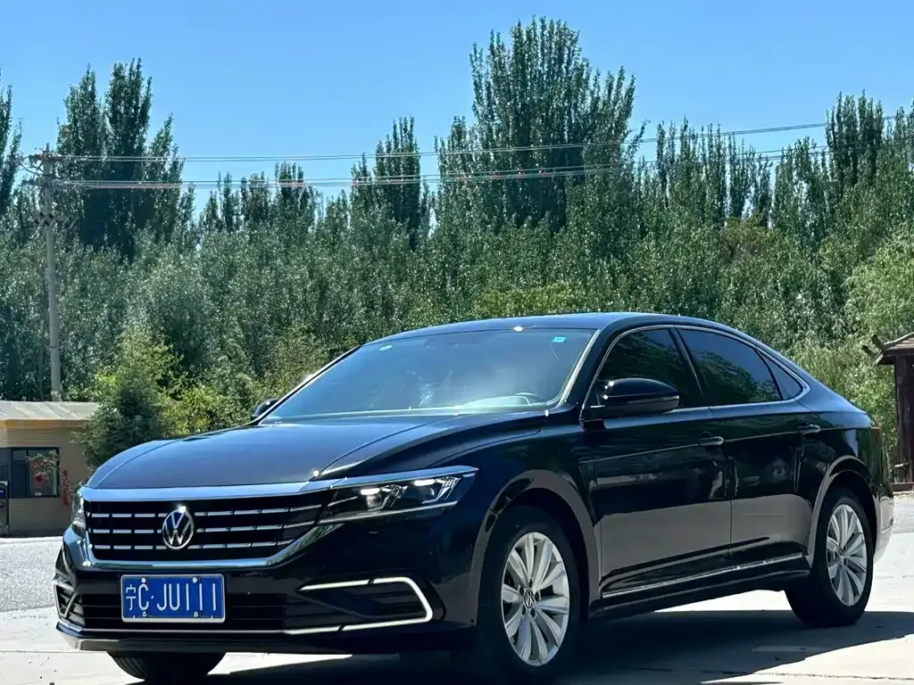 Volkswagen Passat — фото 7
