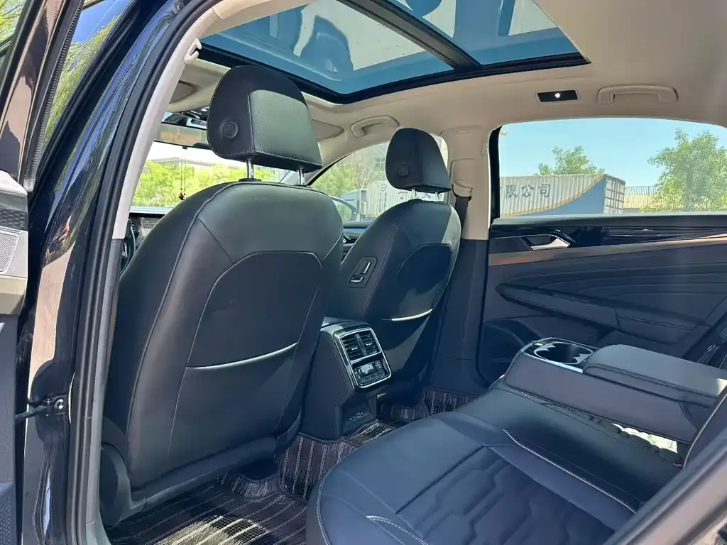 Volkswagen Passat — фото 3