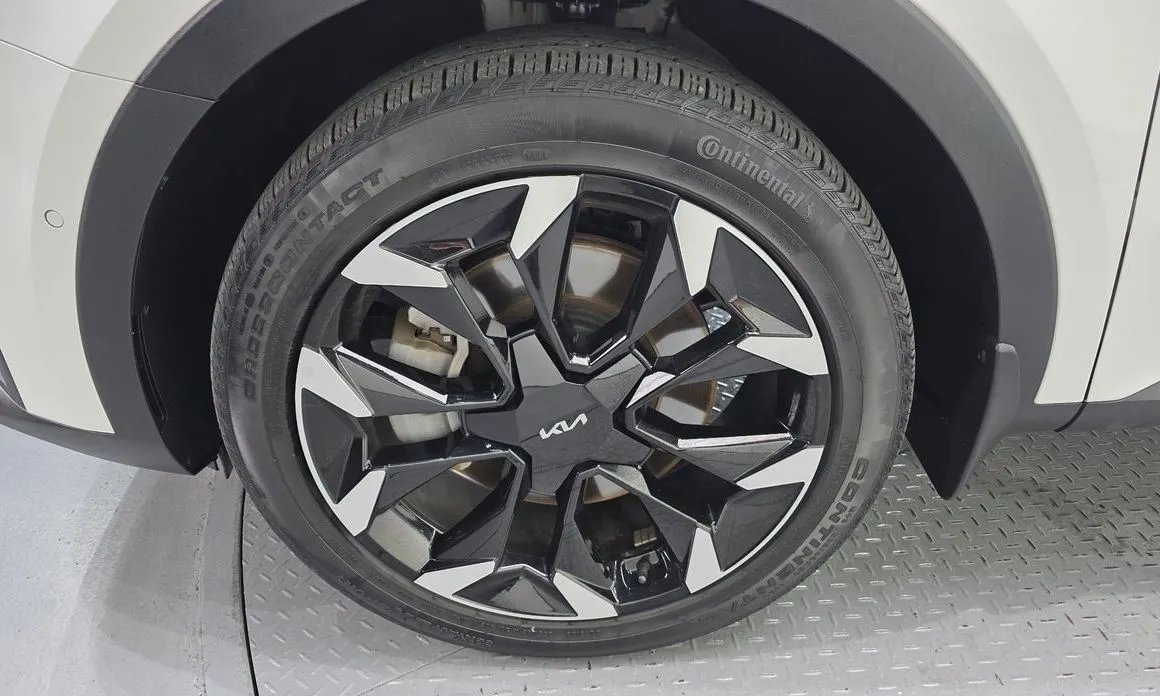 Kia Sorento — фото 3