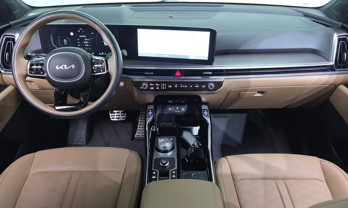Kia Sorento — фото 9