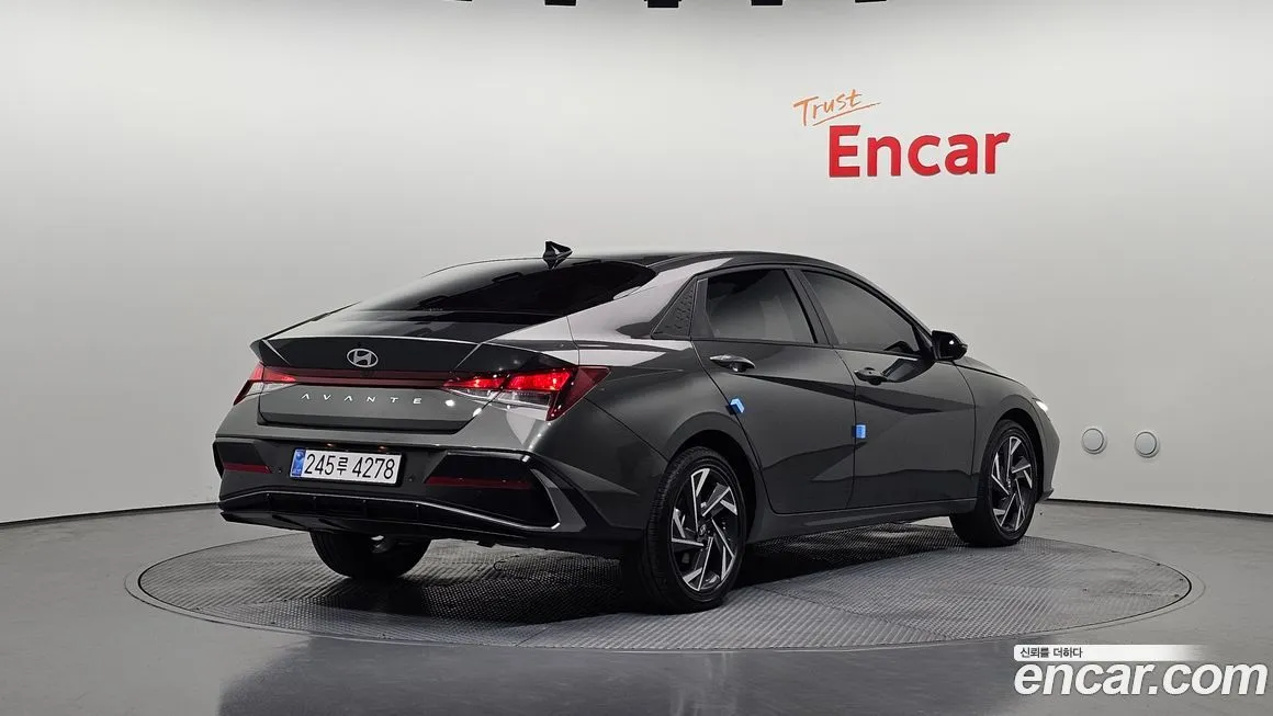 Hyundai AVANTE — фото 3
