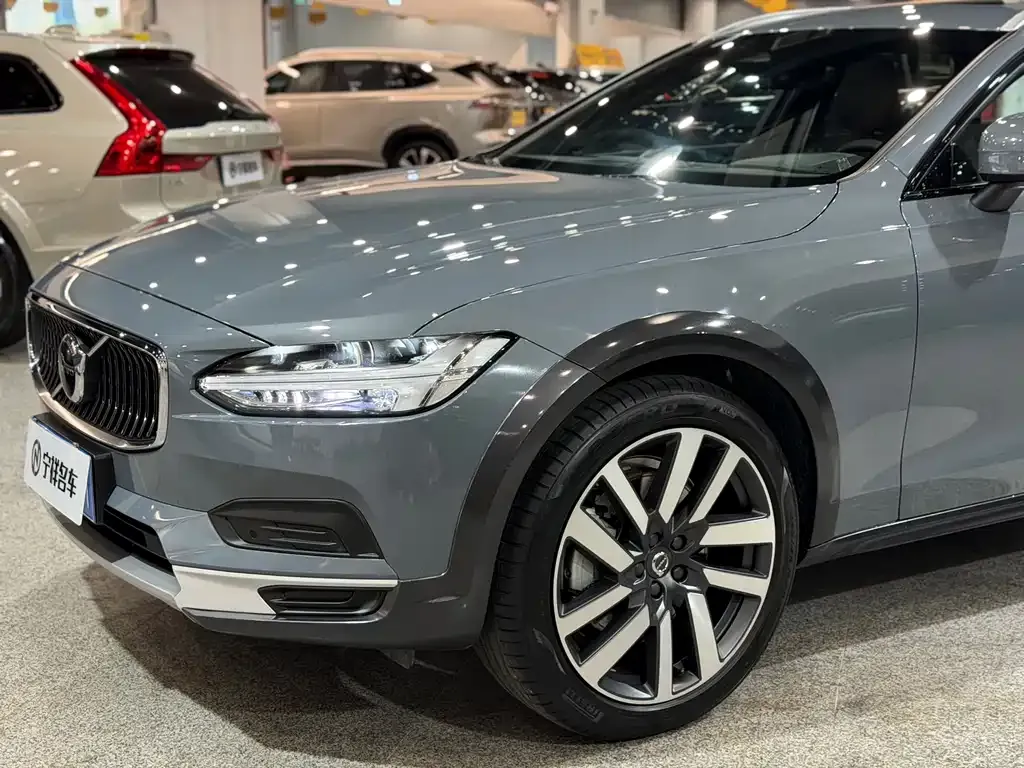 Volvo V90 2022 из CN, фото 9