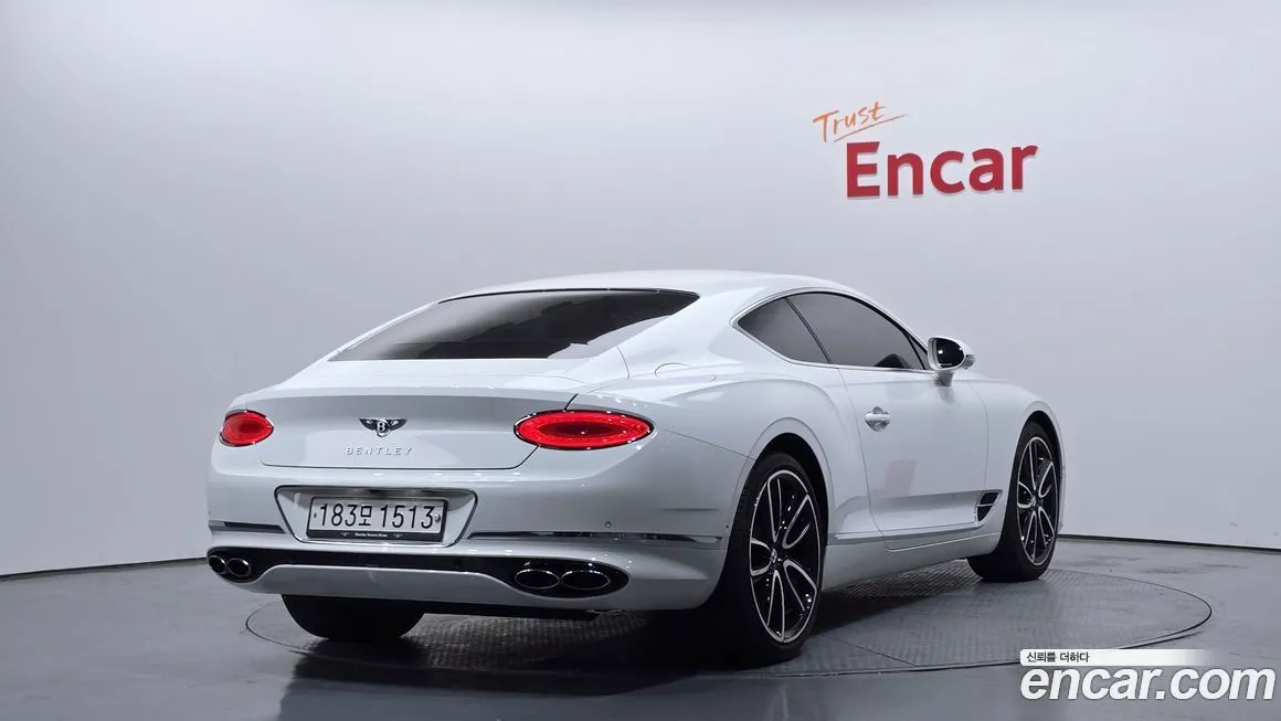 Bentley Continental 2022 из KR, фото 4