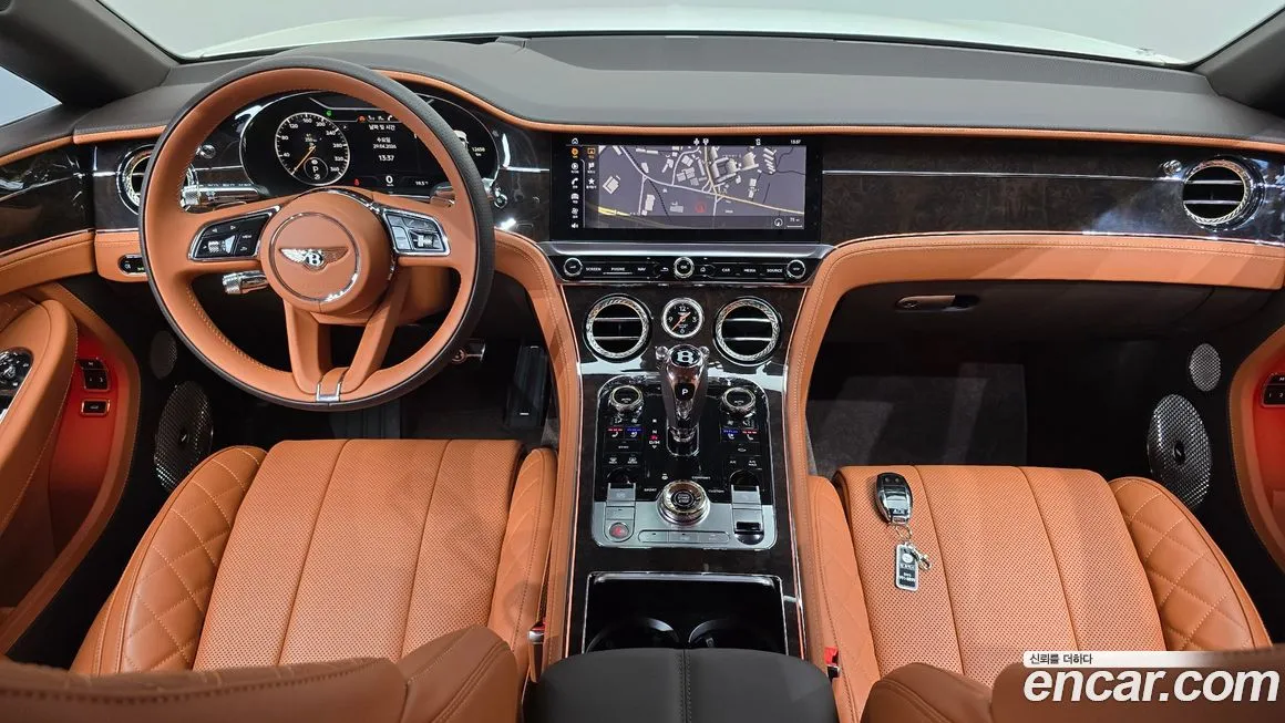 Bentley Continental 2022 из KR, фото 10