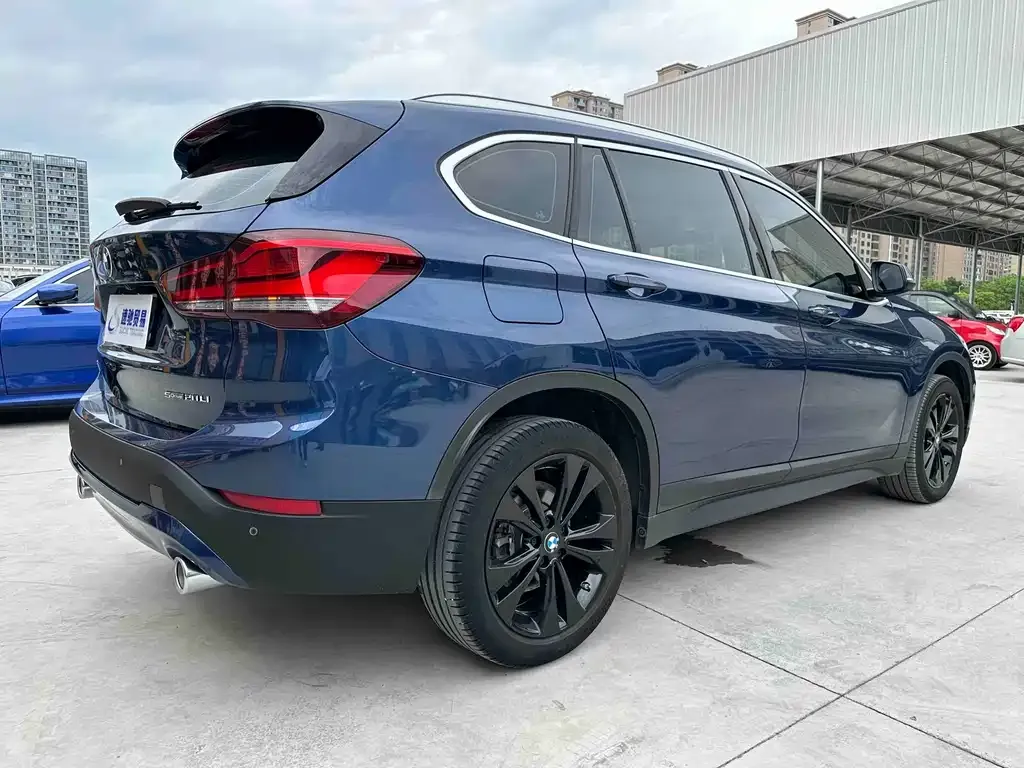 BMW X1 — фото 2