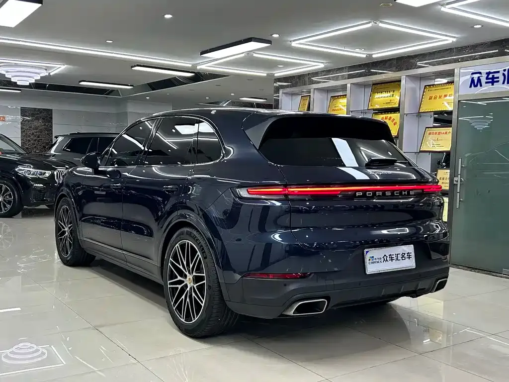 Porsche Cayenne — фото 10