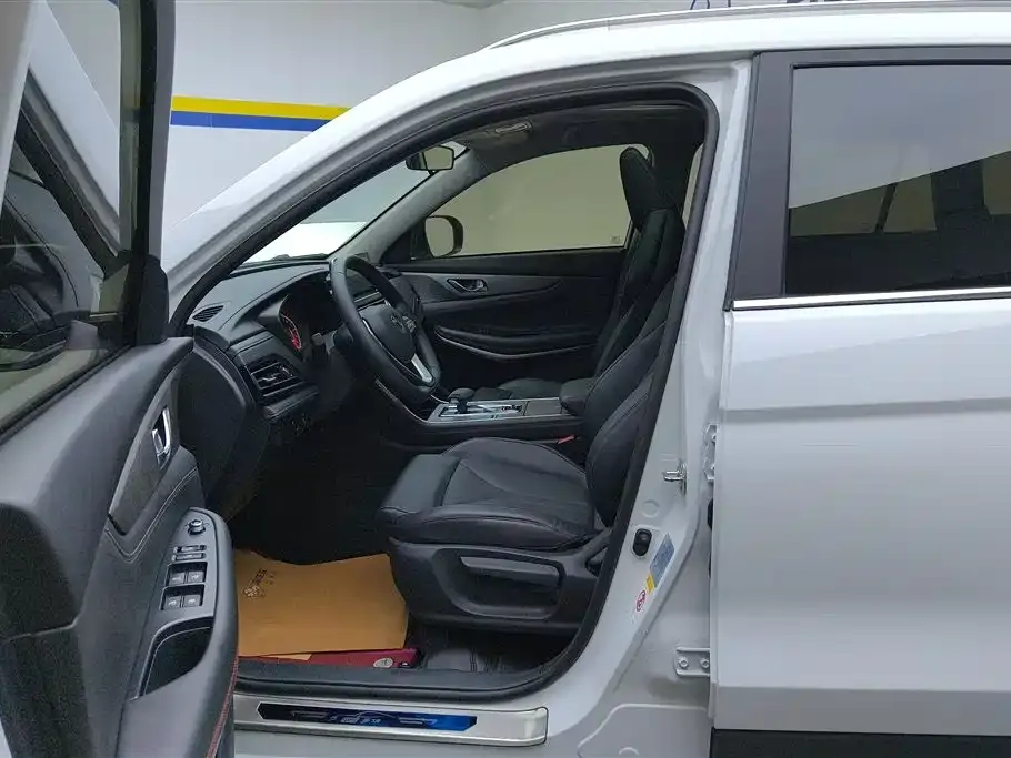 Changan CS75 2025 из CN, фото 6