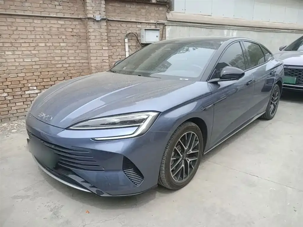 BYD Seal — фото 1