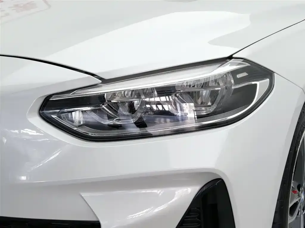 BMW 1 Series 2022 из CN, фото 3