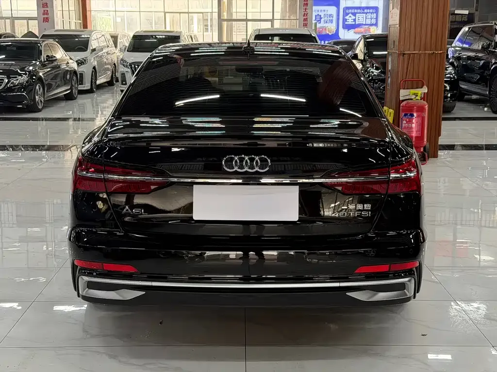 Audi A6L 2024 из CN, фото 6