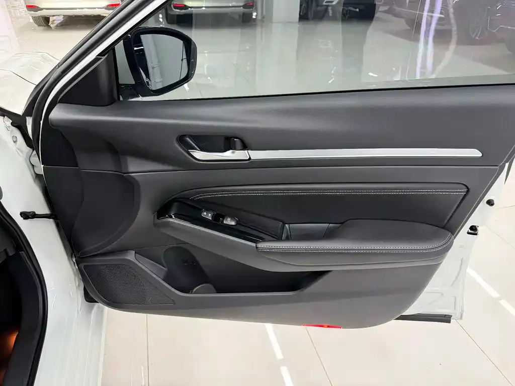 Nissan Teana 2022 из CN, фото 2