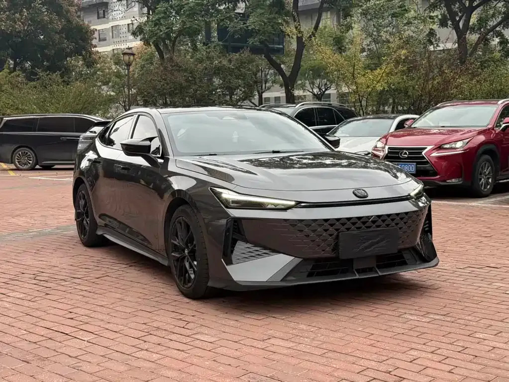 Changan UNI-V 2024 из CN, фото 9