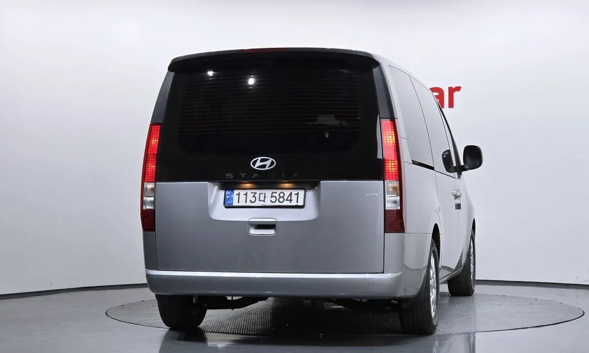 Hyundai Staria 2025 из KR, фото 2