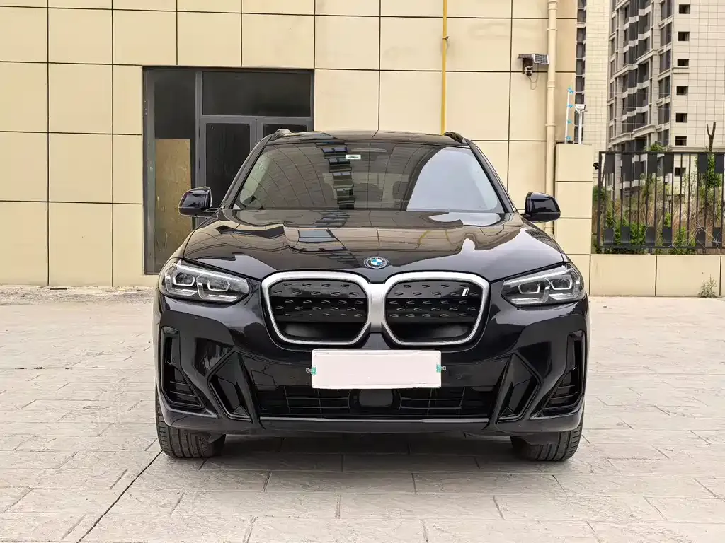 BMW iX3 2023 из CN, фото 3