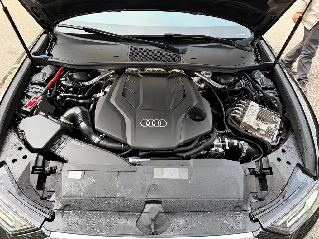 Audi A6L 2024 из CN, фото 7