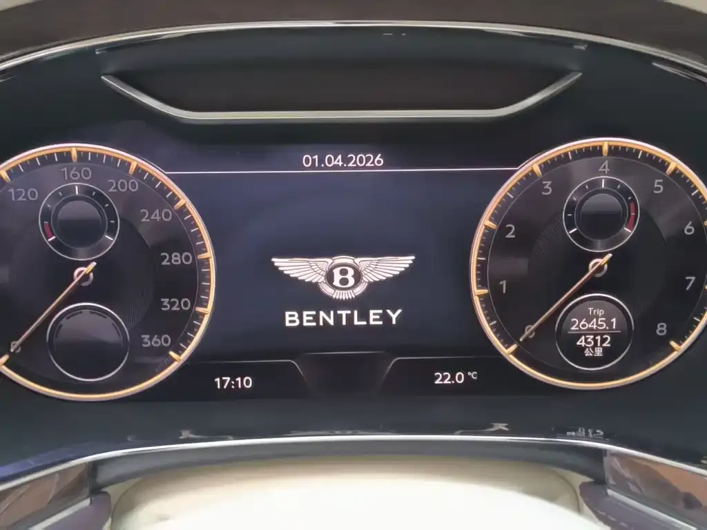 Bentley Flying Spur — фото 3